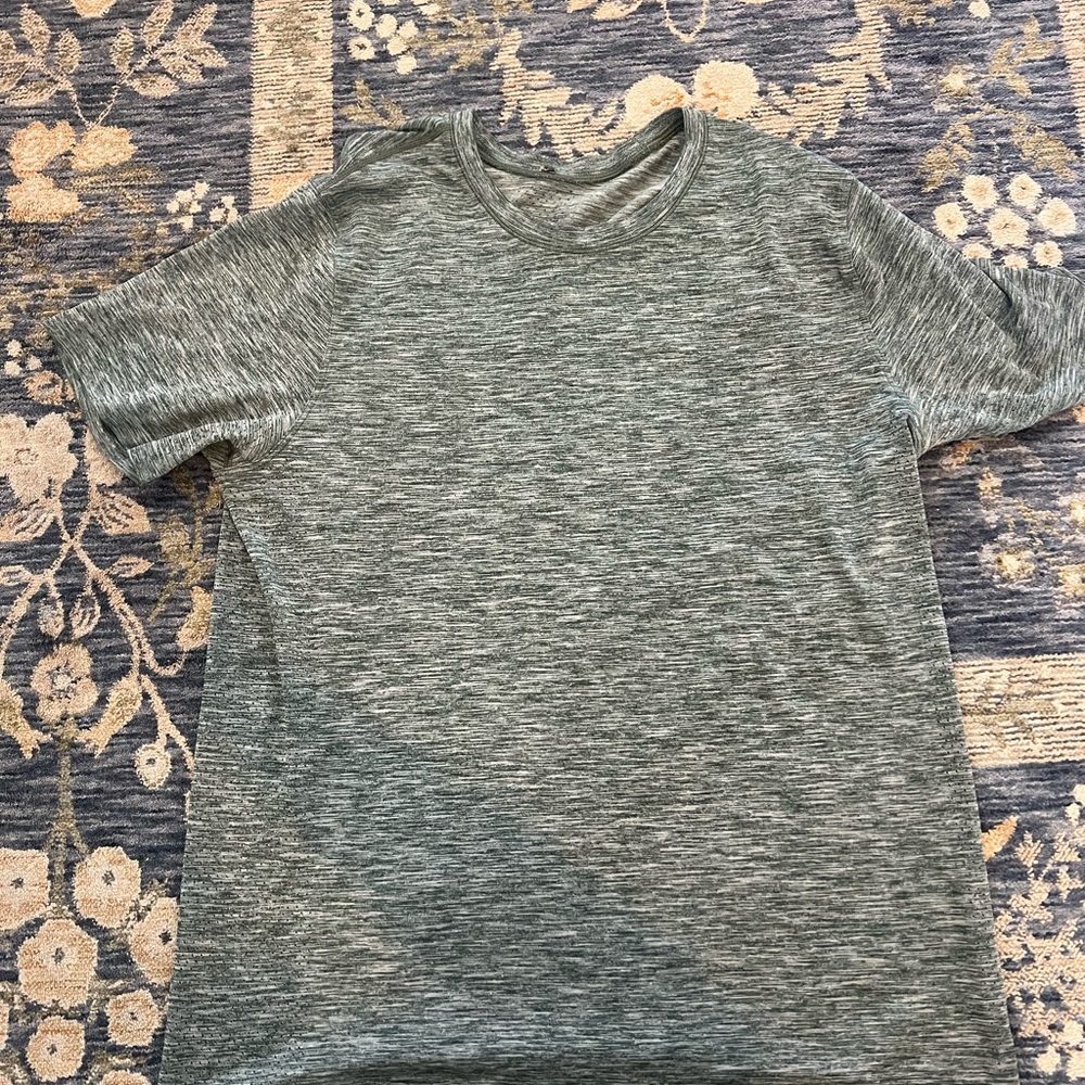 Men's Lululemon Green Heathered T-Shirt